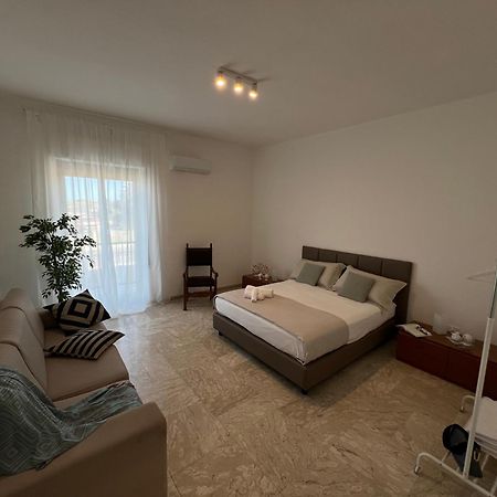 Апартаменты Casa Roberta With Balcony And Sea View Вьесте Экстерьер фото