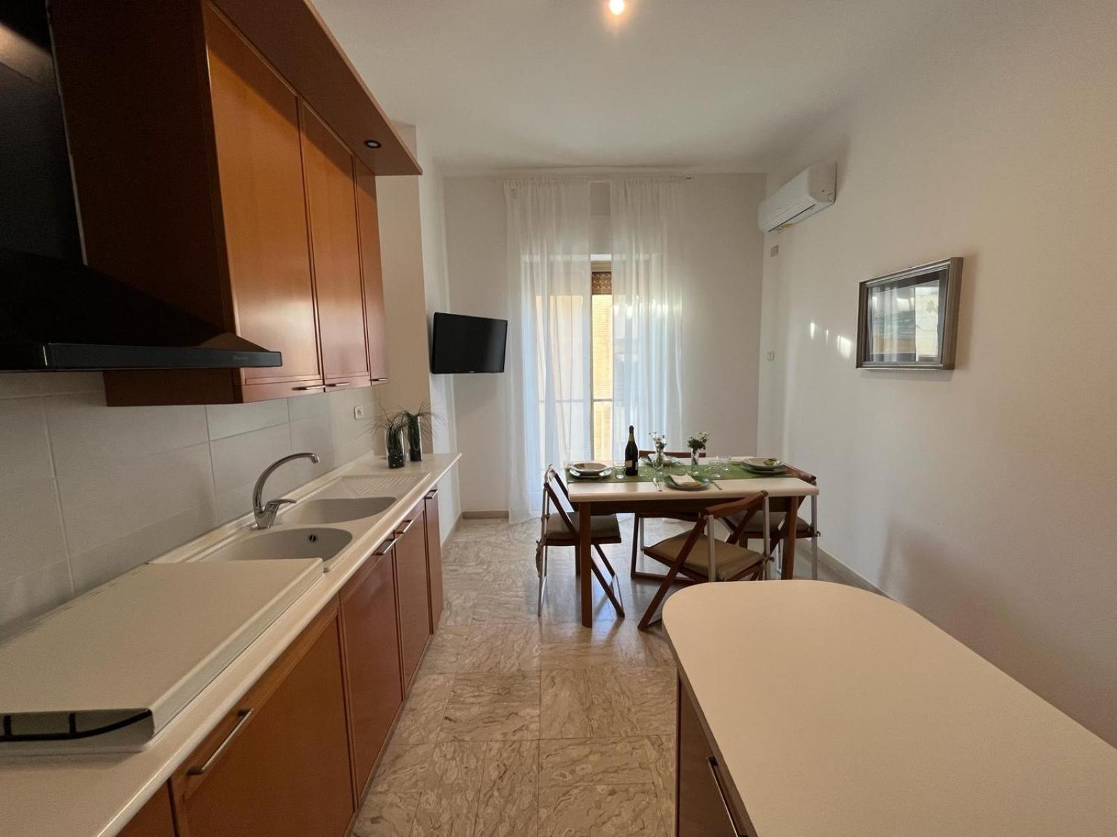 Апартаменты Casa Roberta With Balcony And Sea View Вьесте Экстерьер фото