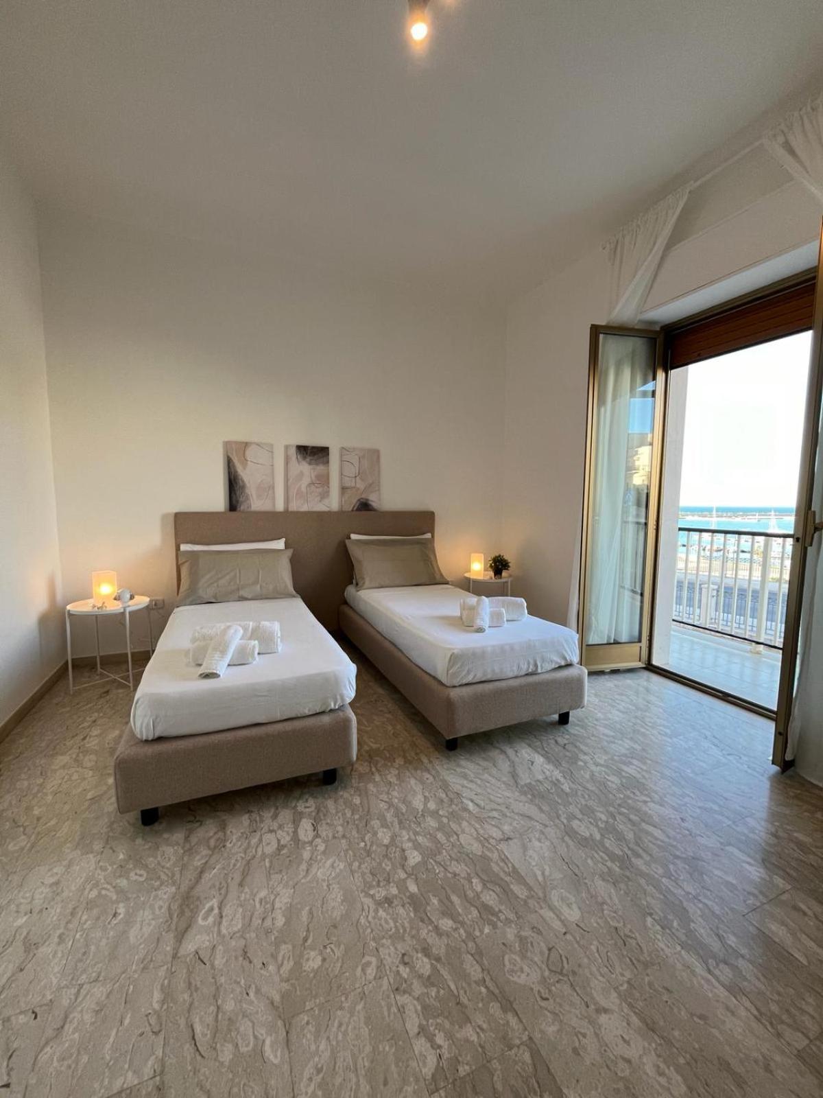 Апартаменты Casa Roberta With Balcony And Sea View Вьесте Экстерьер фото