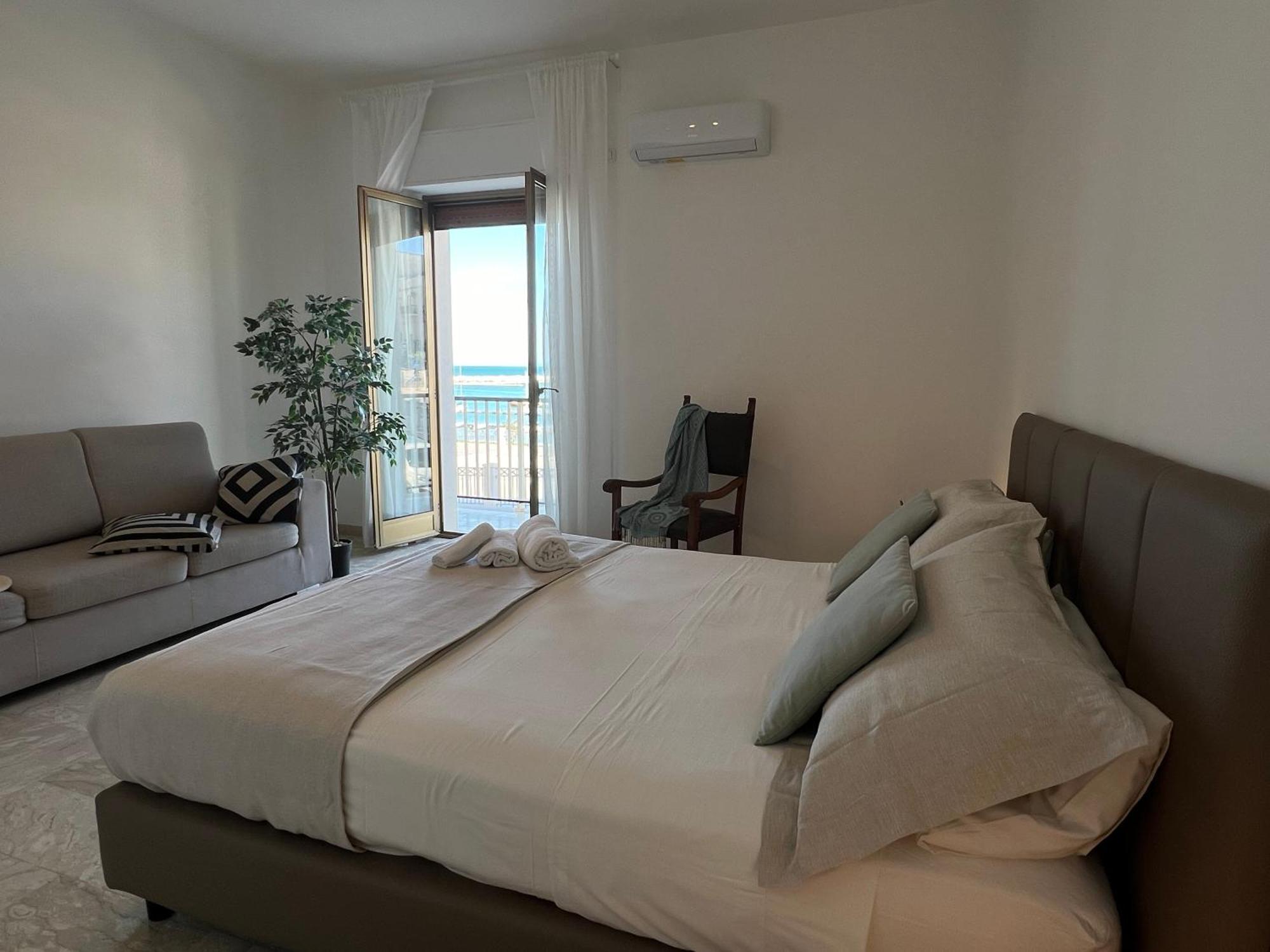 Апартаменты Casa Roberta With Balcony And Sea View Вьесте Экстерьер фото