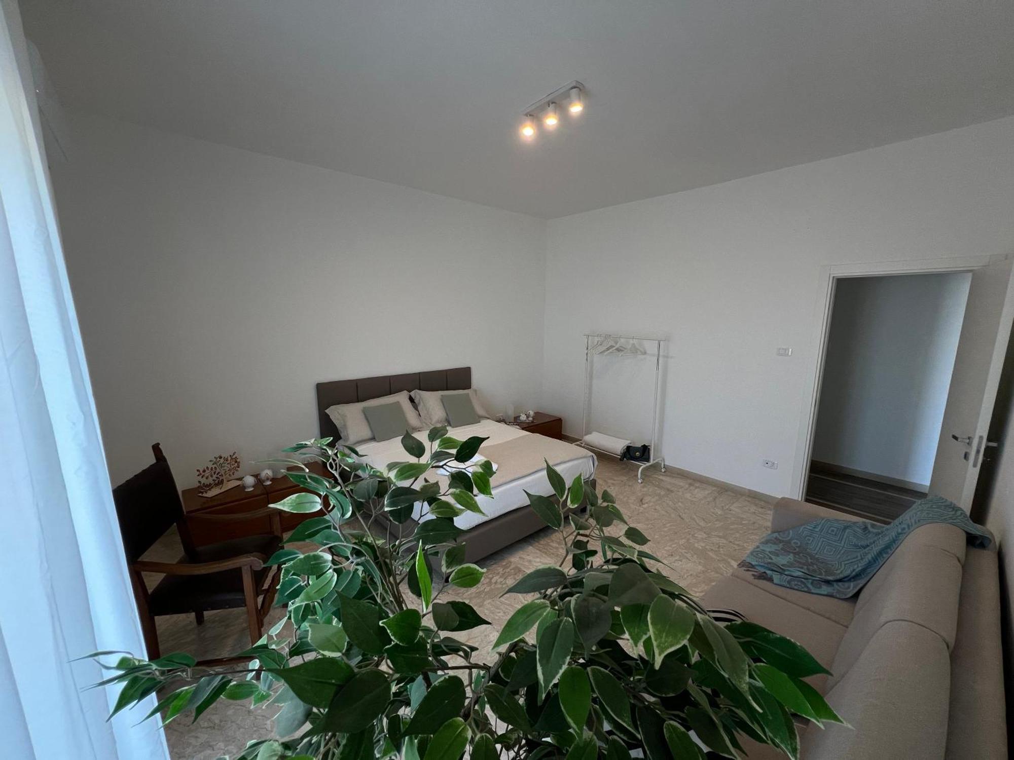 Апартаменты Casa Roberta With Balcony And Sea View Вьесте Экстерьер фото